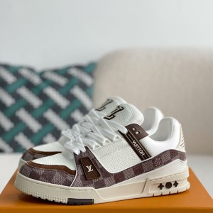 「#3135」 LOUIS VUITTON TRAINER SNEAKERS