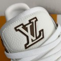 「#3135」 LOUIS VUITTON TRAINER SNEAKERS