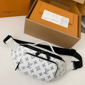 「#3136」New Louis Vuitton RUSH waist bag M25227 Size: 30*15*8cm