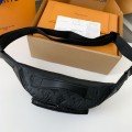 「#3137」New Louis Vuitton RUSH waist bag M47058 Size: 30*15*8cm
