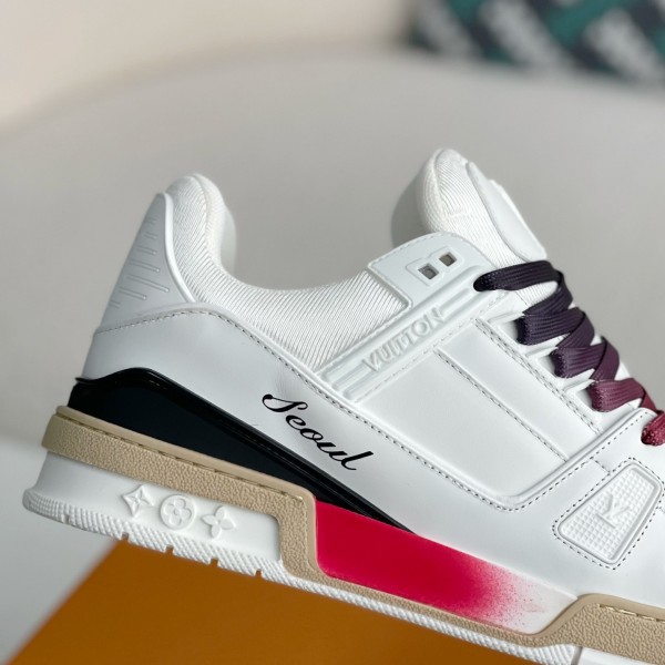 LOUIS VUITTON TRAINER SNEAKERS