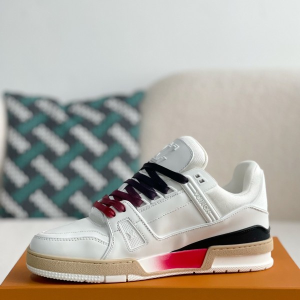 LOUIS VUITTON TRAINER SNEAKERS