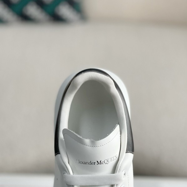Alexander McQueen MQ Jelly Dark Blue Tail Sneakers