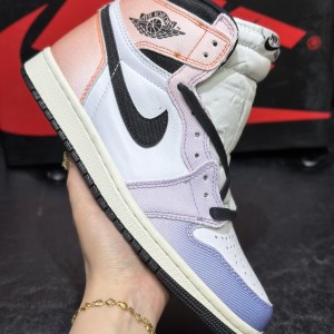 「#839」Jordan 1 Retro High OG Skyline