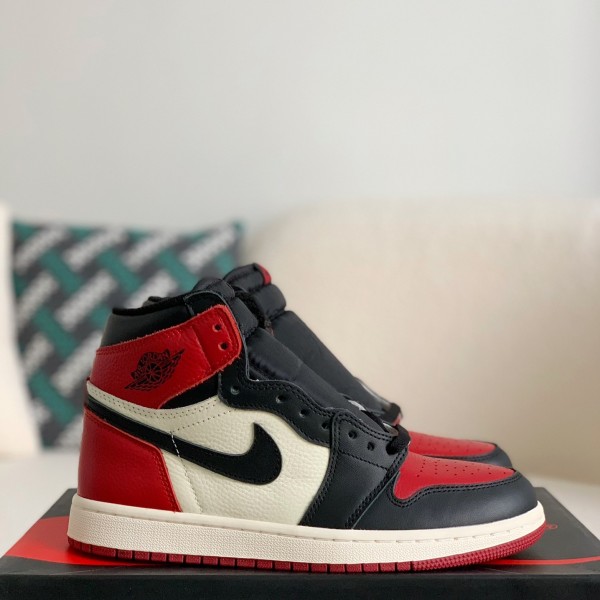 「#840」Air Jordan 1 Retro High OG Bred Toe