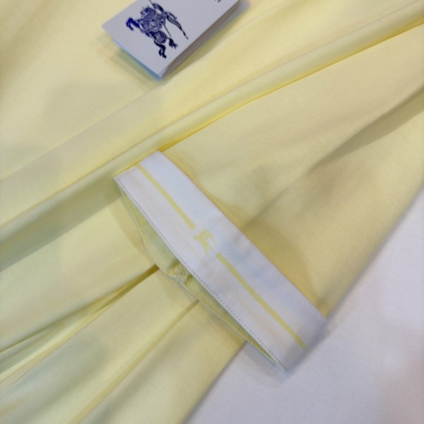 Burberry 2024ss the latest white cloth cuffs stitching small war horse printed cotton t-shirt
