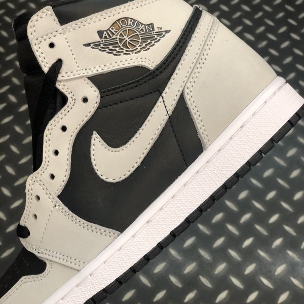 Air Jordan 1 Retro High OG"Dark Mocha"