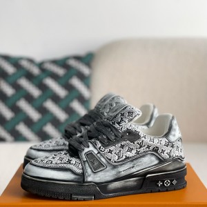 「#3172」LOUIS VUITTON SNEAKERS
