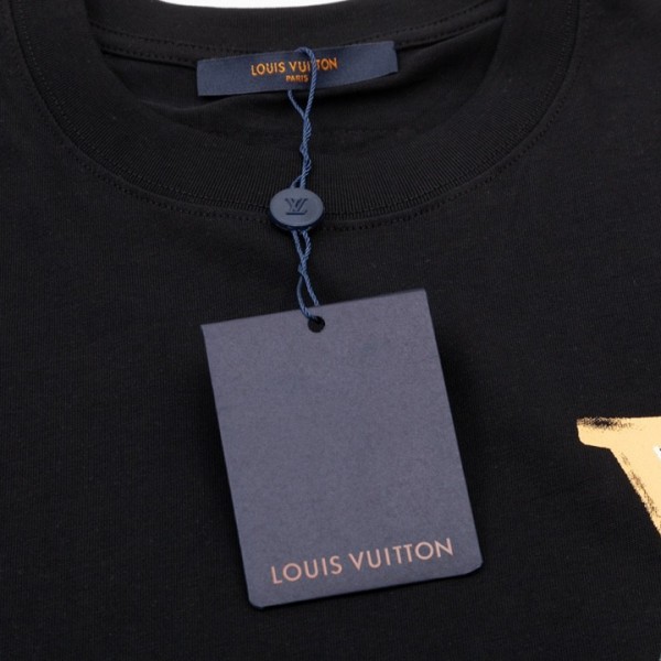 Louis Vuitton Flowers printed with colored lettering t-shirt