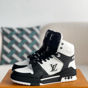 「#3195」LOUIS VUITTON TRAINER SNEAKERS