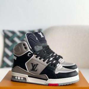 「#3196」LOUIS VUITTON TRAINER SNEAKERS