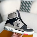 「#3196」LOUIS VUITTON TRAINER SNEAKERS