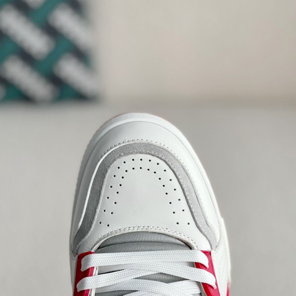 LOUIS VUITTON TRAINER SNEAKERS