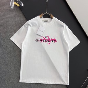 「#3201」Givenchy   t-shirt