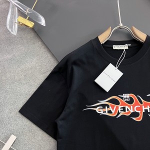 「#3202」Givenchy   t-shirt