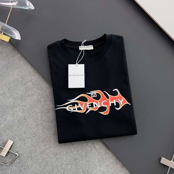 Givenchy   t-shirt