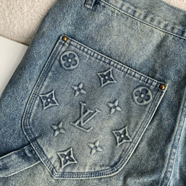 LOUIS VUITTON Jean shorts