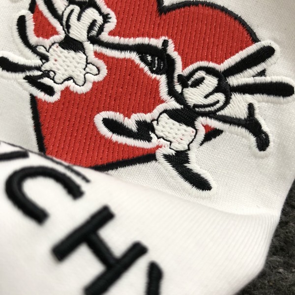 Givenchy Cartoon embroidery classic logo of love t-shirt