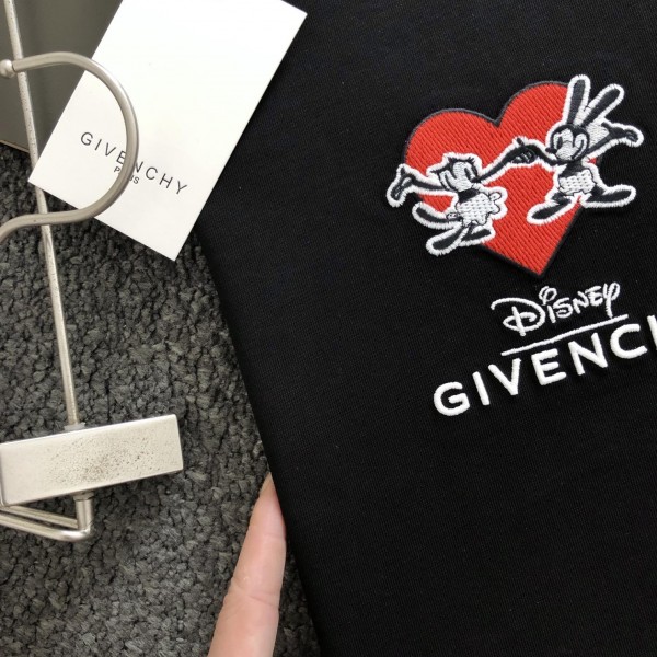 Givenchy Cartoon embroidery classic logo of love t-shirt
