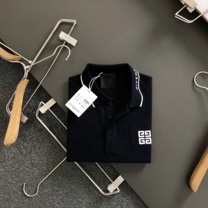 「#3211」Givenchy Monochrome embroidered polo shirt with lapel