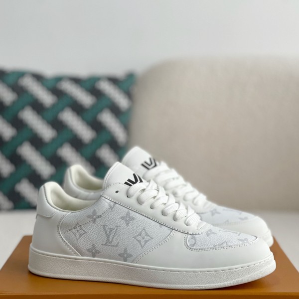 「#3217」LOUIS VUITTON RIVOLI SNEAKERS