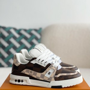「#3226」 LOUIS VUITTON TRAINER SNEAKERS