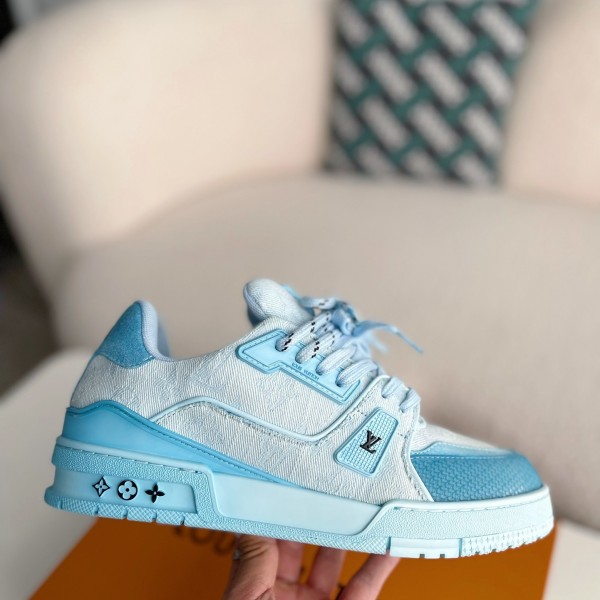 LOUIS VUITTON TRAINER SNEAKERS