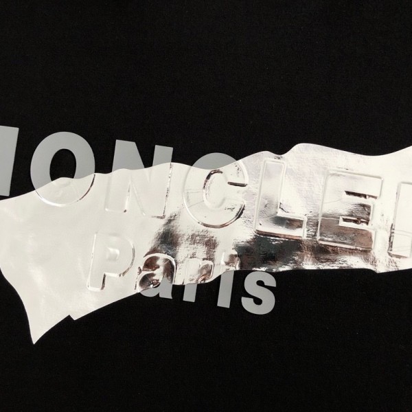 MONCLER Silver-plated with bright lettering-shirt