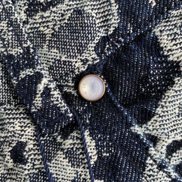 LOUIS VUITTON Jean shorts