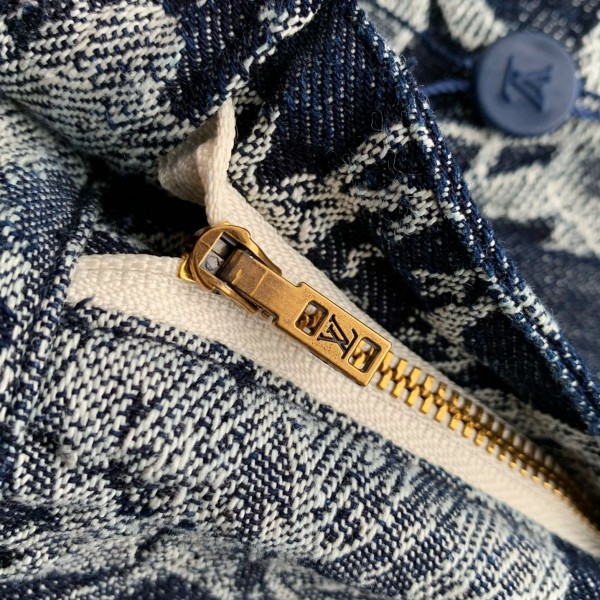 LOUIS VUITTON Jean shorts