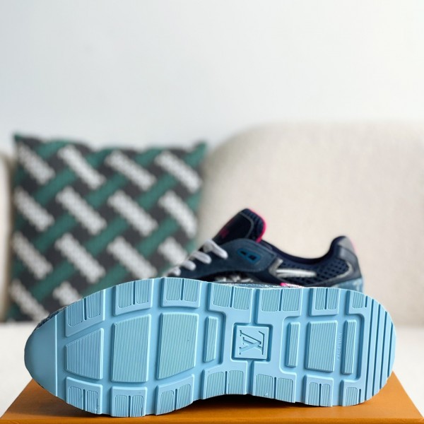 LOUIS VUITTON Low-top running shoes