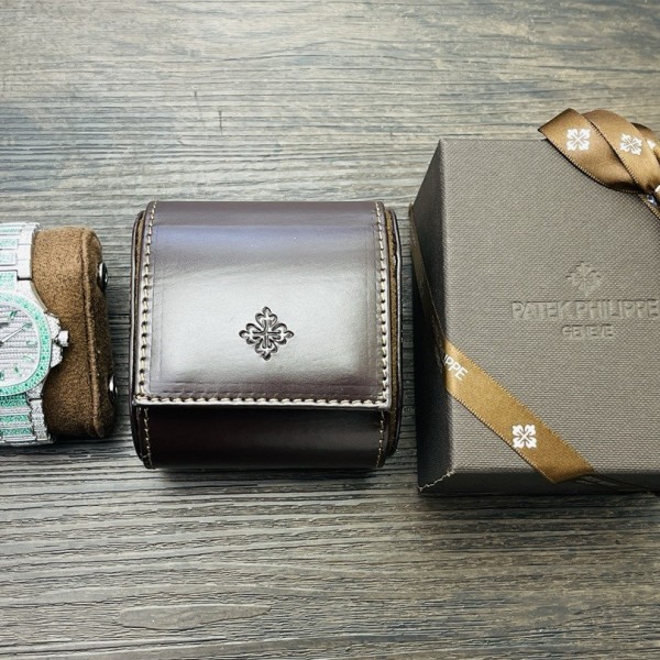 2024 Patek Philippe 7118 Women