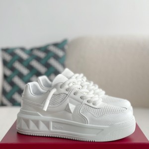「#3289」Valentino One Stud Sneakers