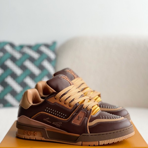 「#3309」 LOUIS VUITTON TRAINER SNEAKERS