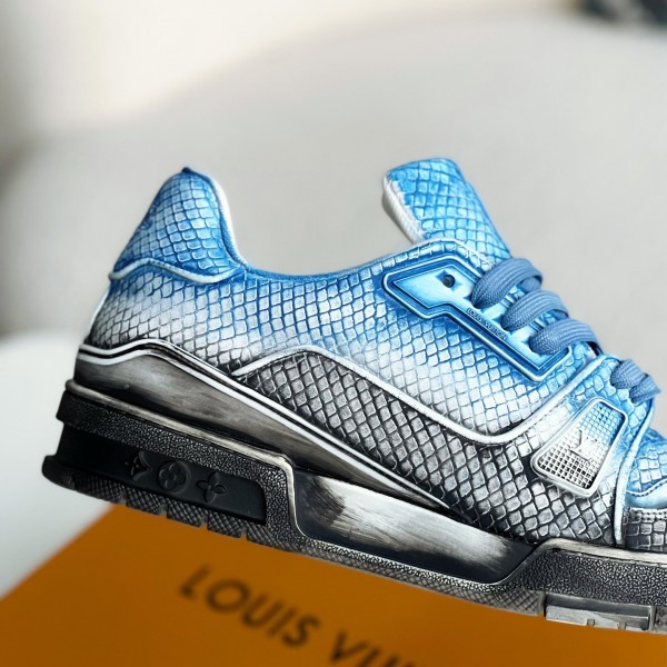 LOUIS VUITTON TRAINER SNEAKERS