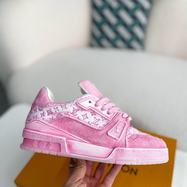 LOUIS VUITTON TRAINER SNEAKERS