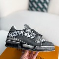 「#3320」 LOUIS VUITTON TRAINER SNEAKERS