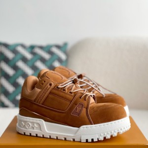 「#3339」 LOUIS VUITTON TRAINER SNEAKERS
