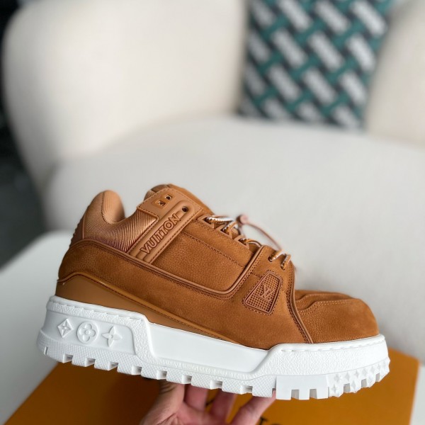 LOUIS VUITTON TRAINER SNEAKERS