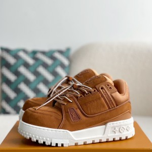 「#3339」 LOUIS VUITTON TRAINER SNEAKERS