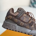 「#3340」 LOUIS VUITTON TRAINER SNEAKERS